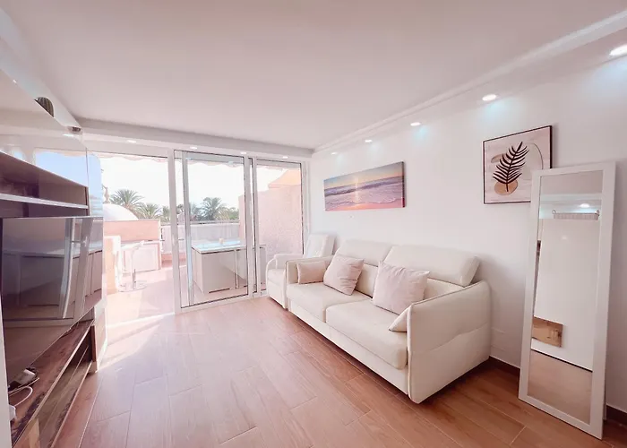 Ocean View! Parque Americas! Heated Pool, Ac! La05 شقة